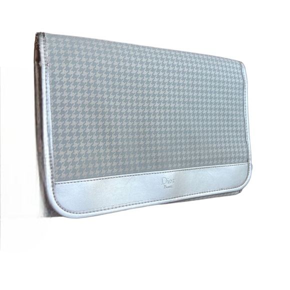 DIOR Beauty Fold-up Hanging Travel Bag Silver and Blue - Picture 7 of 7